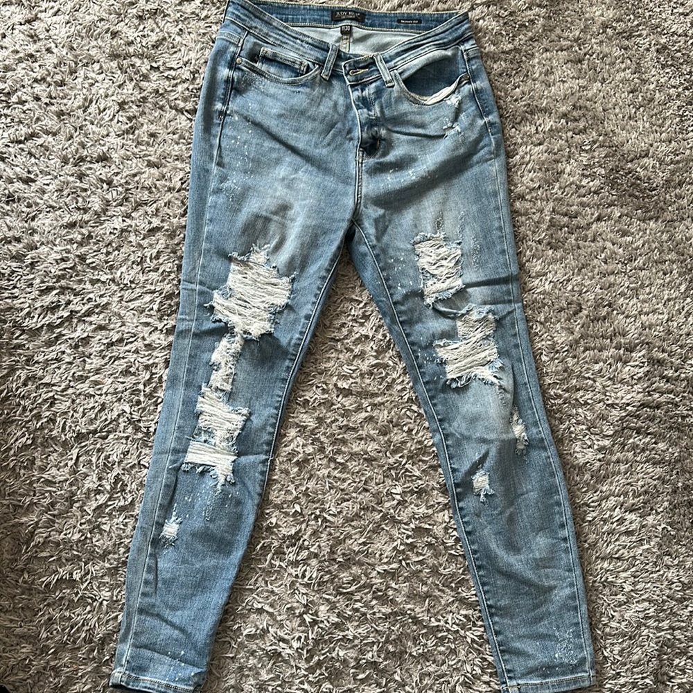 Judy Blue relaxed 11/30 distressed